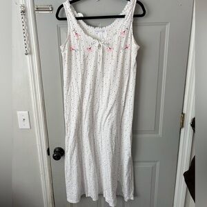 Midnight by Carole Hochman White Maxi Nightgown with Pink Floral Trim
